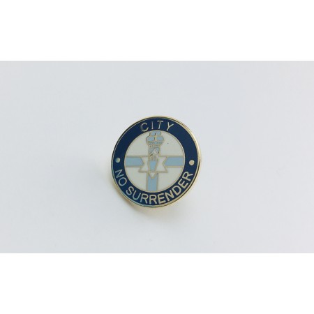 Pin Manchester City, no surrender (ENG)